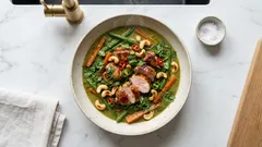 Cremiges Hähnchen-Curry mit grüner Currypaste – schnell gemacht und schön würzig